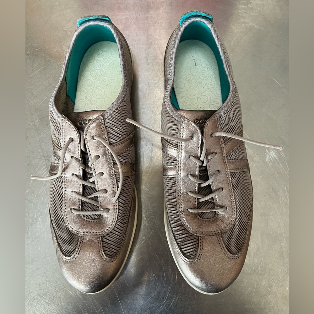 Ecco Bluma Ladies Toggle Universe Moon Rock
 8.5 EUC